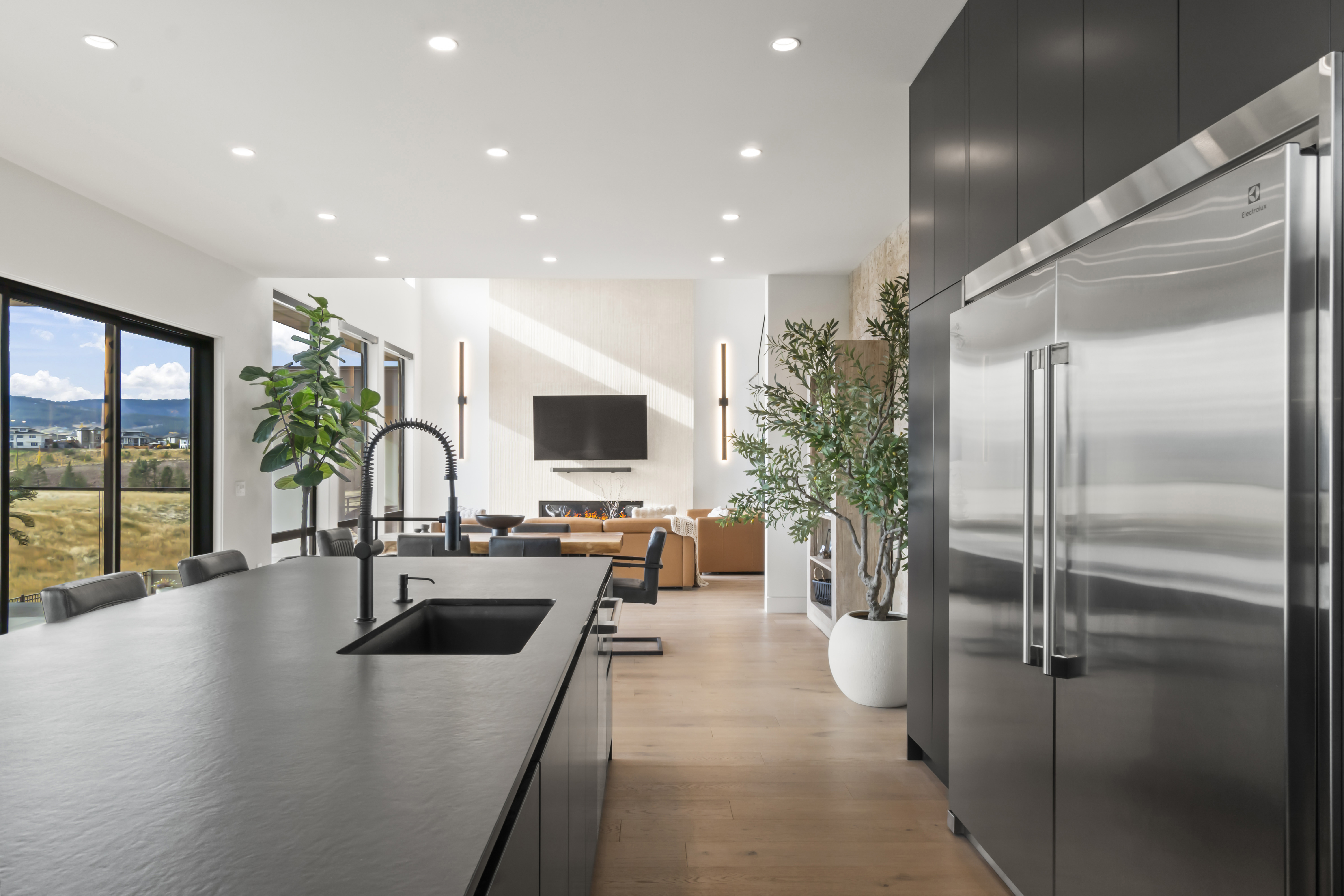 Interior detail view at Pinnacle Ridge Residence